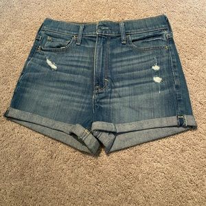 Hollister Natural Waist Light Denim Short Short - Size 25